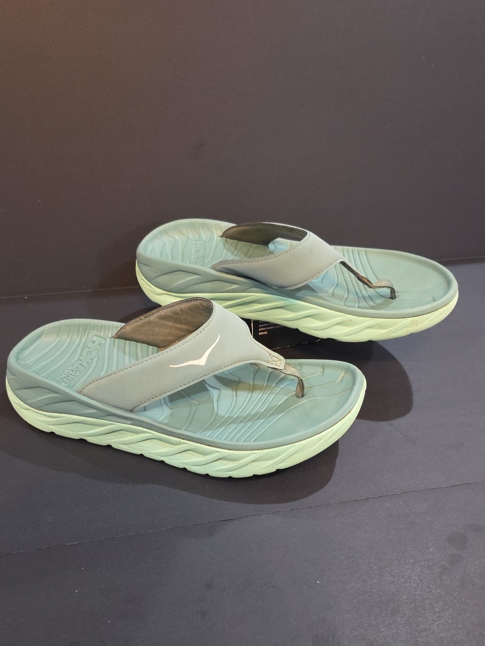 Hoka Women's Mint Green Foam Platform Flip Sandals Size 9